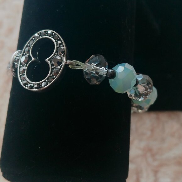 Betsey Johnson Lady Lock LARGE Hematite Crystal Grey Key Opal Lock Bracelet (450 - Picture 1 of 7